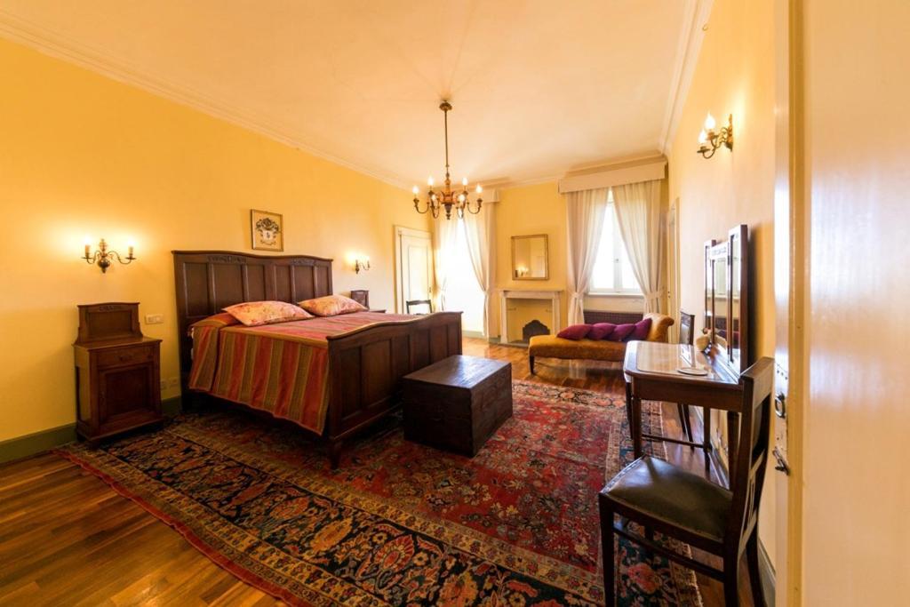 Hotel Castello degli Angeli Carobbio degli Angeli Esterno foto